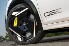 prueba Opel Corsa GSE 2026 llanta