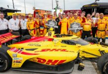 Álex Palou se proclama campeón de la IndyCar por quinta vez y ya tiene a tiro a Scott Dixon y a AJ Foyt: "Sería increíble traer la IndyCar a España" Álex Palou se proclama campeón de la IndyCar por quinta vez