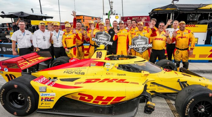 Álex Palou se proclama campeón de la IndyCar por quinta vez y ya tiene a tiro a Scott Dixon y a AJ Foyt: "Sería increíble traer la IndyCar a España" Álex Palou se proclama campeón de la IndyCar por quinta vez