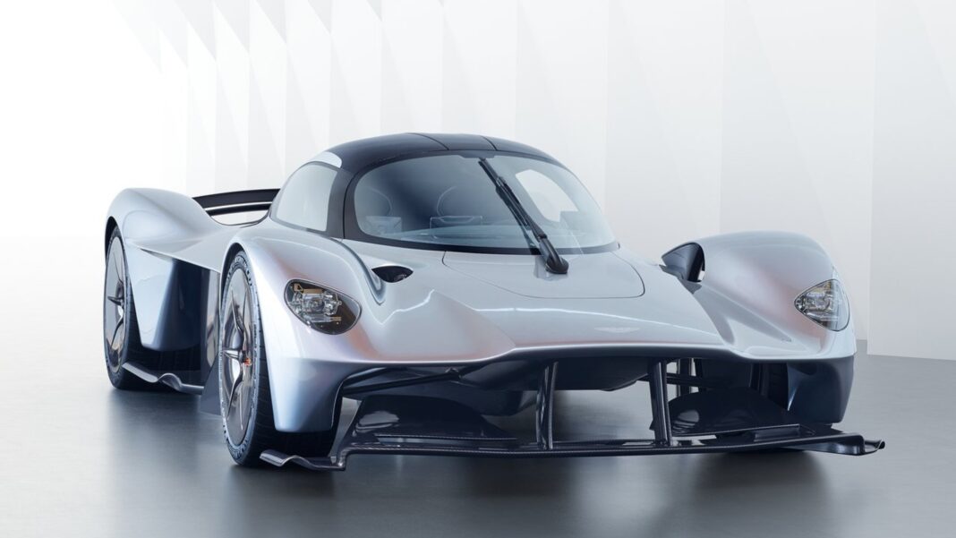 Aston Martin Valkyrie defectos