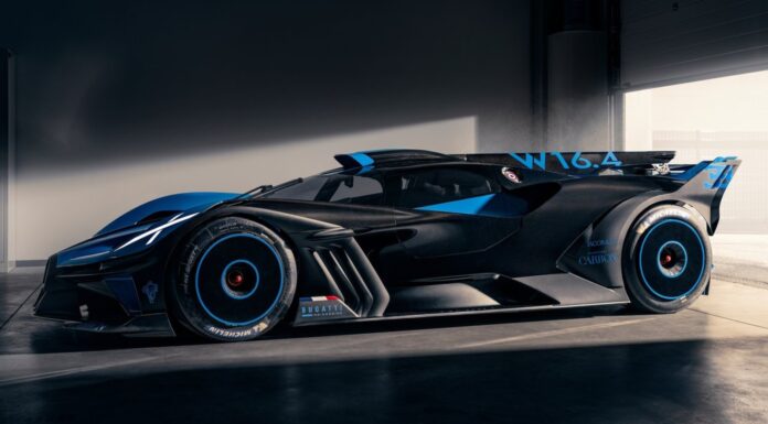 El salvaje downforce del hiperdeportivo Bugatti Bolide es como si pusieras encima del eje delantero un Renault Twingo y del trasero un Toyota RAV4 PHEV a 379 km/h Bugatti Bolide downforce