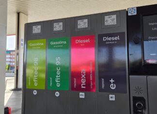 Qué es el carburante rosa que se puede ver en algunas gasolineras Carburante rosa