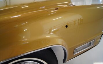 Elvis una vez puso a prueba la resistencia a las balas de los Cadillac, y así fue Elvis Cadillac Eldorado bala