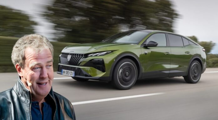 Jeremy Clarkson, periodista y presentador, tras probar el Peugeot 408 GT: "Diversos gobiernos mundiales han dictado cómo debe ser y funcionar un coche, y todos los fabricantes se han visto obligados a acatar las normas. No culpo a Peugeot" Jeremy Clarkson Peugeot 408