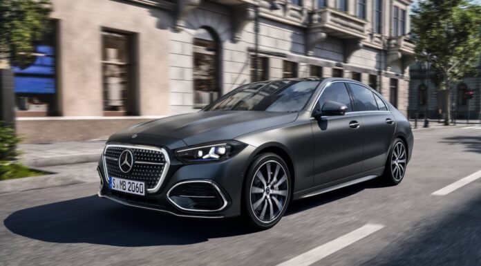 Mercedes Clase C 2027, una actualización con leves cambios estéticos, mejoras tecnológicas y motores adaptados a la nueva Euro7 Mercedes Clase C 2027