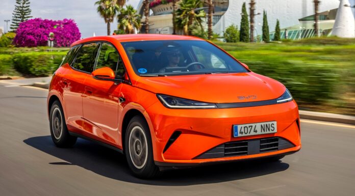 He probado el BYD Dolphin G DM-i 2026: "Es el coche con el que la marca china marca distancia respecto a las europeas" prueba del BYD Dolphin G DM-i 2026