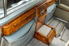 subasta-mercedes-benz-600-pullman-six-door
