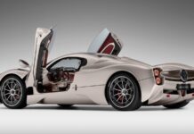 Con el precio de los 2.000 tornillos de titanio que equipa un Pagani podrías comprarte un Porsche Panamera Los tornillos de Pagani cuestan 70 euros cada uno