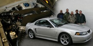 Unos ingenieros de Ford construyeron un Mustang con motor V10 atmosférico de 5.8 litros que la marca no quiso producir en serie Ford Mustang V10 secreto