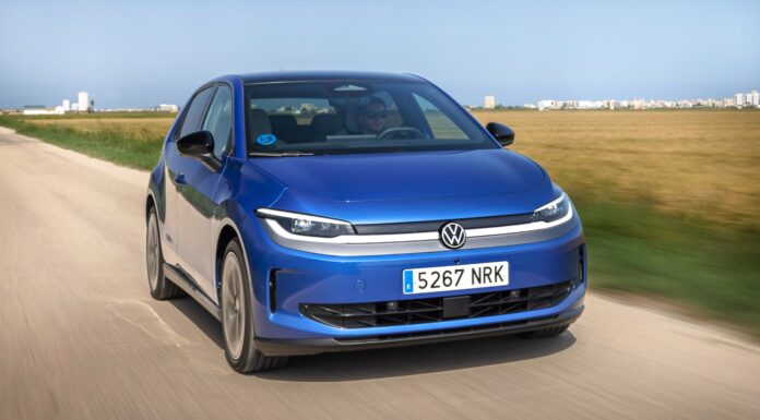 He probado el Volkswagen ID Polo: "El coche eléctrico que recupera la esencia del Golf original" Volkswagen ID Polo