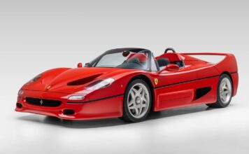 A subasta un Ferrari F50 con apenas 170 kilómetros que podría alcanzar los 20.000 millones Subasta un Ferrari F50