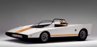 Alfa Romeo 33 Spider ‘Cuneo’, el prototipo en forma de cuña con motor V8 basado en el P33 Roadster Alfa Romeo 33 Spider ‘Cuneo’