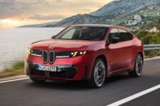 BMW iX4