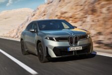 BMW iX4