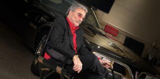Pontiac prometió a Burt Reynolds un Firebird Trans Am nuevo cada año de por vida después de la película ‘Los caraduras’, pero luego cambió de opinión Burt Reynolds con un Pontiac Firebird Trans Am