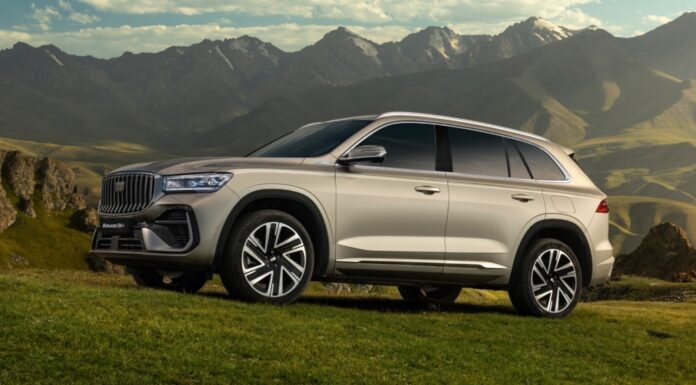 Geely Monjaro EM-i, el nuevo buque insignia de la marca china es un SUV híbrido enchufable de 334 CV, tracción total y hasta 116 kilómetros de una autonomía eléctrica Geely Monjaro EM-i