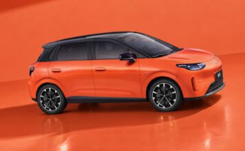 Leapmotor B03, la marca china de Stellantis asalta el segmento B con este coche eléctrico de 197 CV y casi 400 kilómetros de autonomía por unos 25.000 euros Leapmotor B03