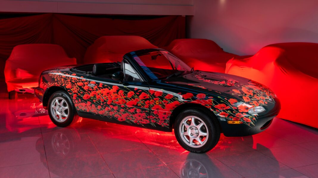 Mazda MX-5 Mk1 amapolas