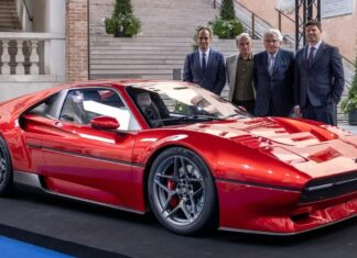 Este Michelotto Gruppo 4 Tributo es un homenaje al Ferrari 308 GTB que compitió en el Campeonato del Mundo de Rally Michelotto Gruppo 4 Tributo