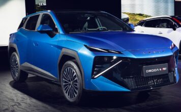 Omoda 4, el modelo de acceso de la marca china es un SUV híbrido y eléctrico con más de 450 kilómetros de autonomía Omoda 4