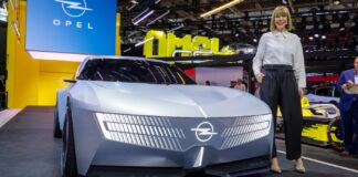 Opel adelanta el futuro de los familiares eléctricos con el sorprendente STX Concept Opel STX Concept