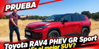 PRUEBA en VÍDEO del Toyota RAV4 PHEV GR Sport 4x4 y 309 CV: "Un verdadero superdotado para ciudad y para el campo"