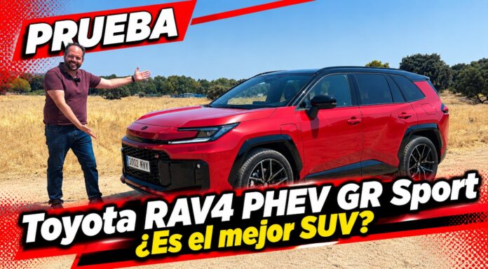 PRUEBA en VÍDEO del Toyota RAV4 PHEV GR Sport 4x4 y 309 CV: "Un verdadero superdotado para ciudad y para el campo"