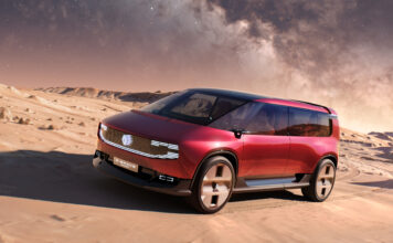 Renault E-Space Concept, la marca francesa reinterpreta otro de sus modelos icónicos, el monovolumen Renault Espace de 1984 Renault E-Space Concept