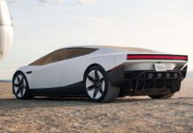 Tesla Roadster, el esperado deportivo de Elon Musk es un coche eléctrico que vuela, literalmente Tesla Roadster 2027