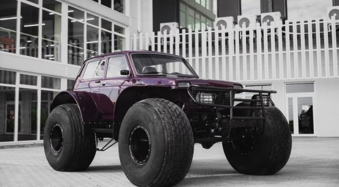 A la venta un raro, exclusivo y oficial Lada Niva Marsh, lo más parecido a un Monster Truck que podrás encontrar Venta Landa NIva Marsh
